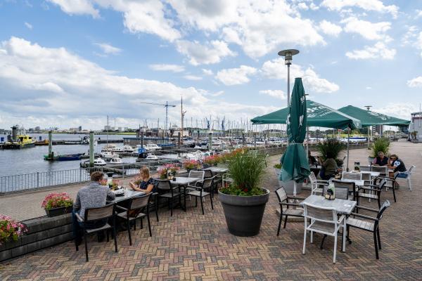 De Boegschroef - Havenzicht terra